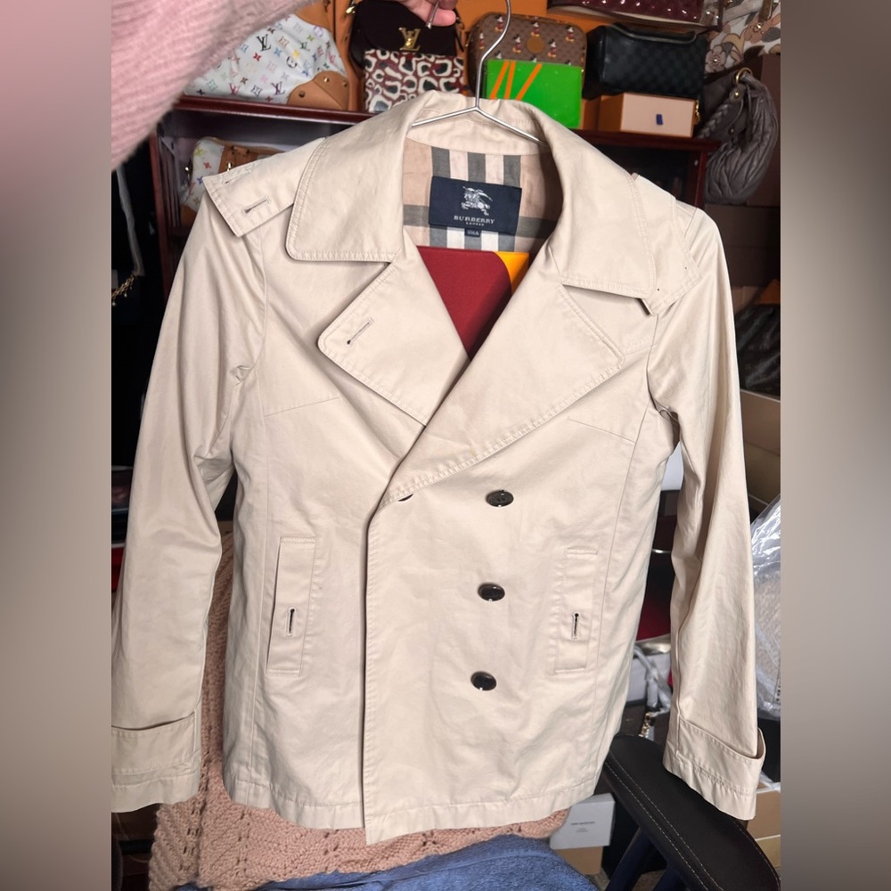 Burberry
Burberry Brit Short Double Breasted Jacket in SMALL - Picture 3 of 12